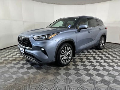 2023 Toyota Highlander Platinum