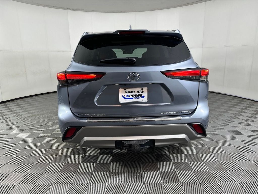 2023 Toyota Highlander Platinum