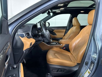 2023 Toyota Highlander Platinum