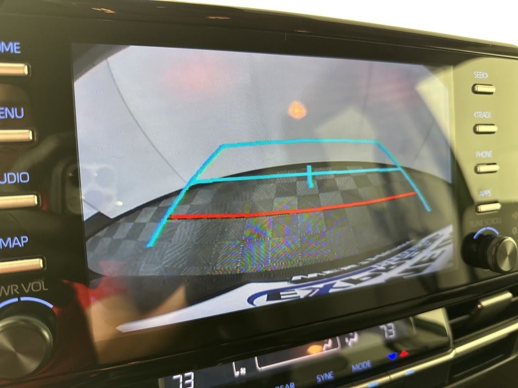 2022 Toyota Sienna LE 8 Passenger