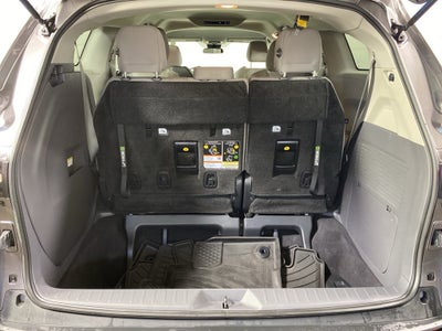 2024 Toyota Sienna LE 8 Passenger