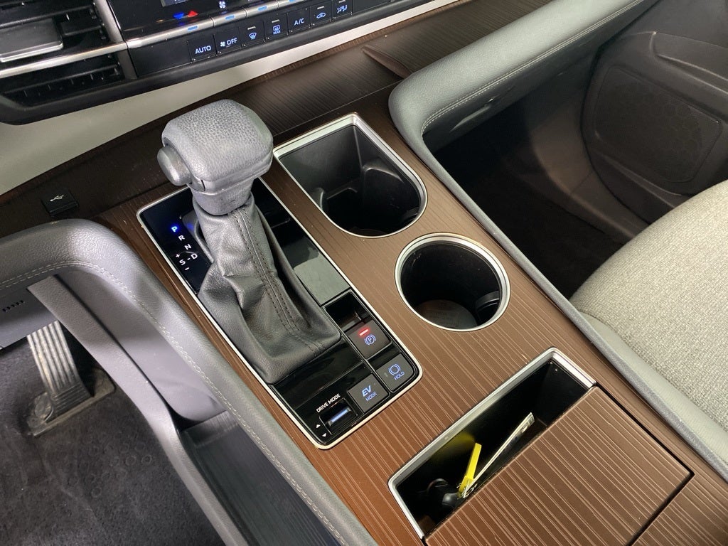 2024 Toyota Sienna LE 8 Passenger