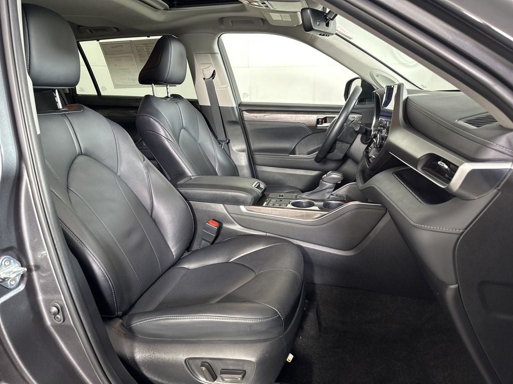2023 Toyota Highlander Hybrid Limited