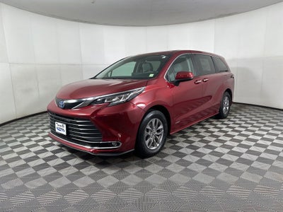 2021 Toyota Sienna XLE