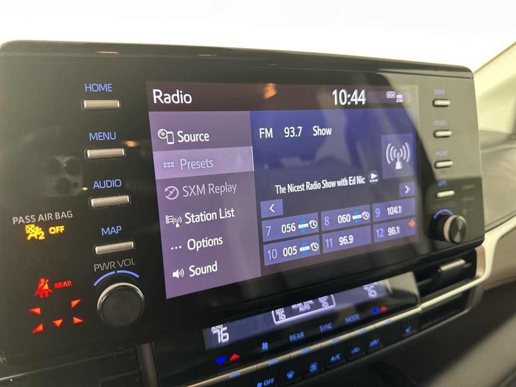 2021 Toyota Sienna XLE