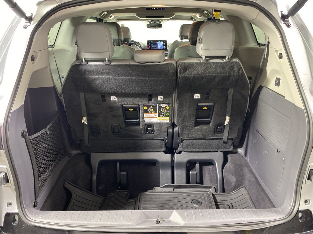 2023 Toyota Sienna Limited 7 Passenger