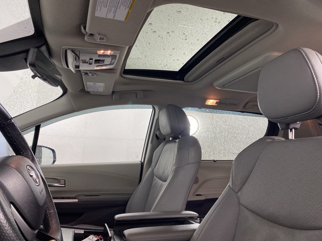 2023 Toyota Sienna Limited 7 Passenger