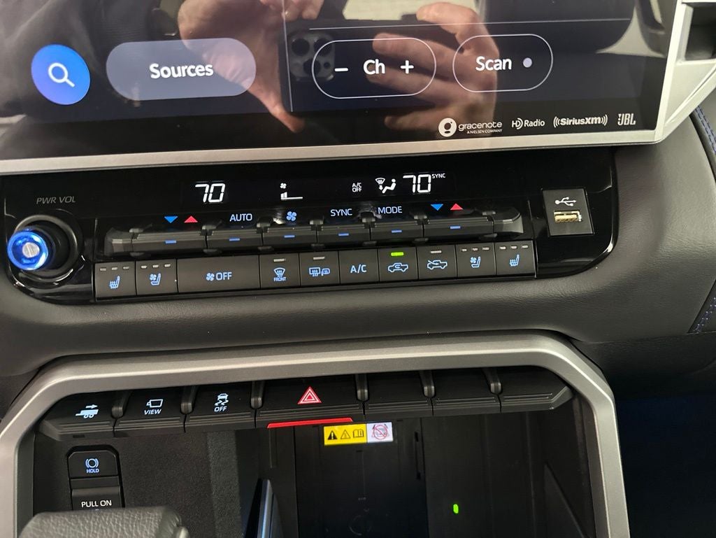 2024 Toyota Tundra Platinum