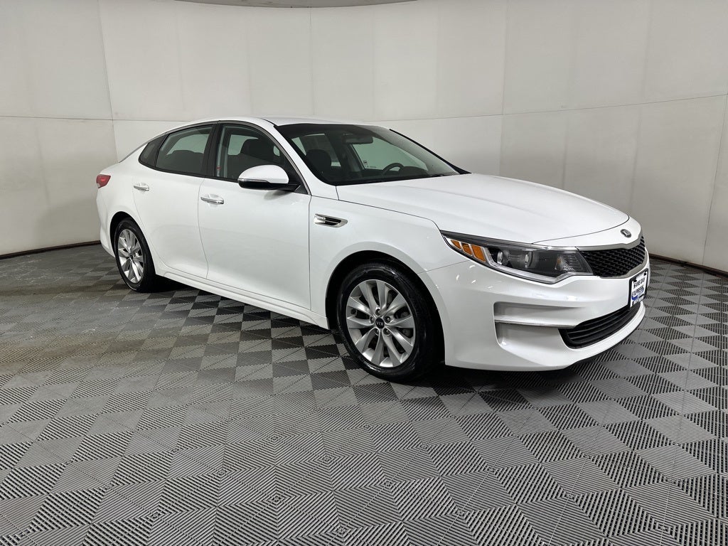 2017 Kia Optima LX