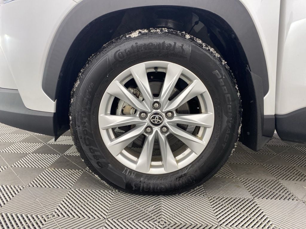 2023 Toyota Corolla Cross LE