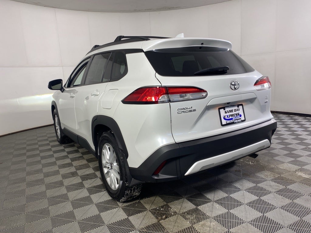 2023 Toyota Corolla Cross LE