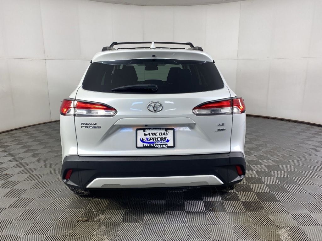 2023 Toyota Corolla Cross LE