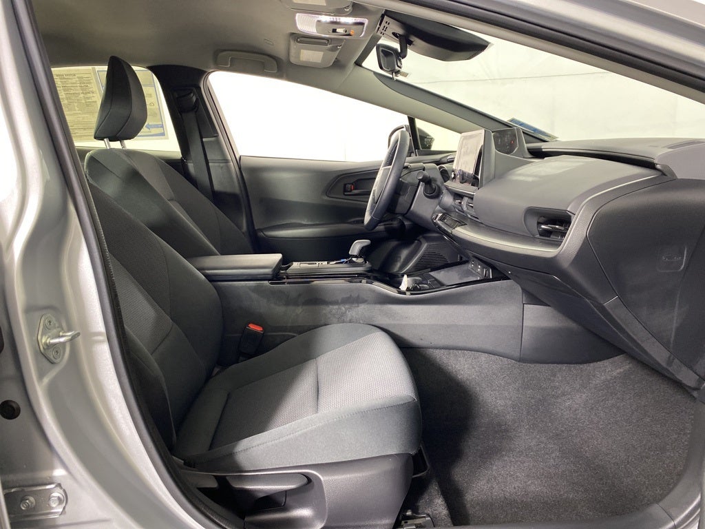 2023 Toyota Prius LE