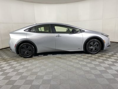 2023 Toyota Prius LE