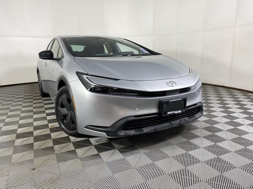 2023 Toyota Prius LE