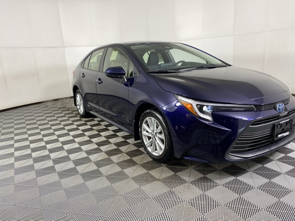 2023 Toyota Corolla Hybrid LE