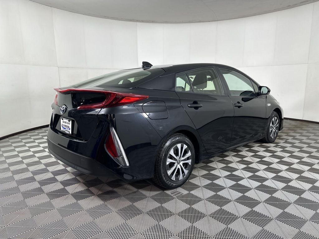2021 Toyota Prius Prime LE