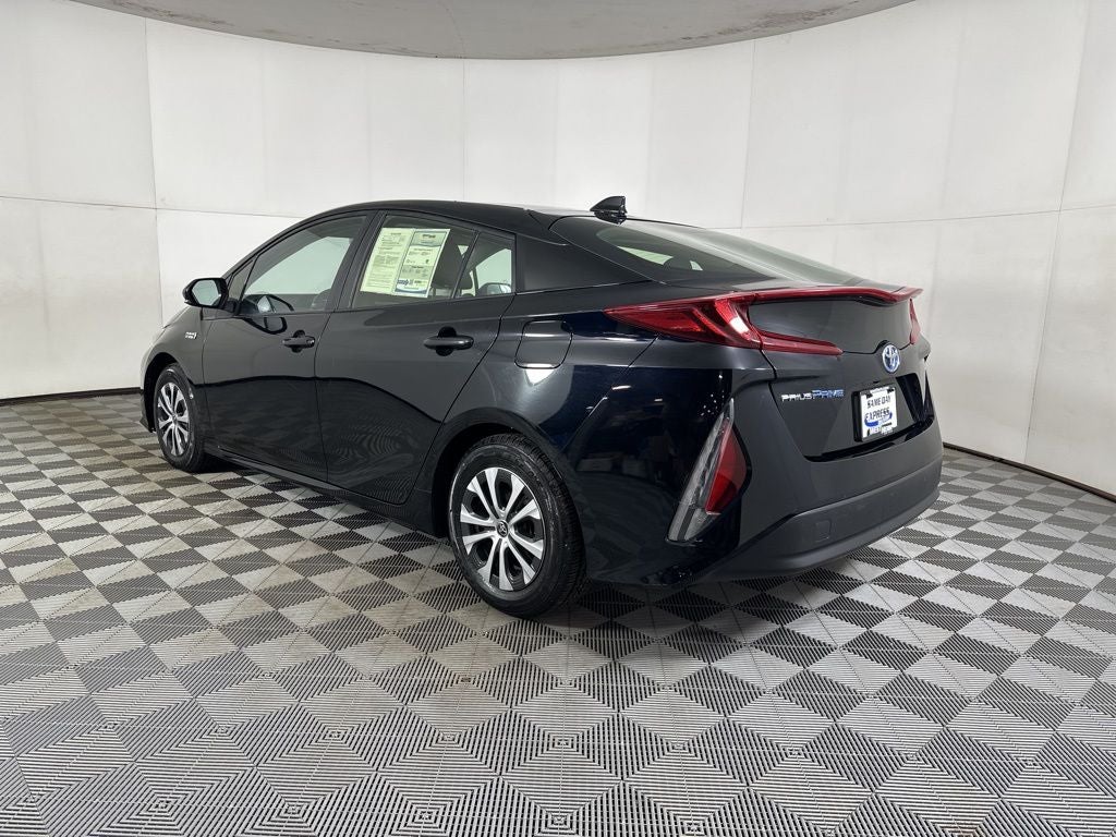 2021 Toyota Prius Prime LE