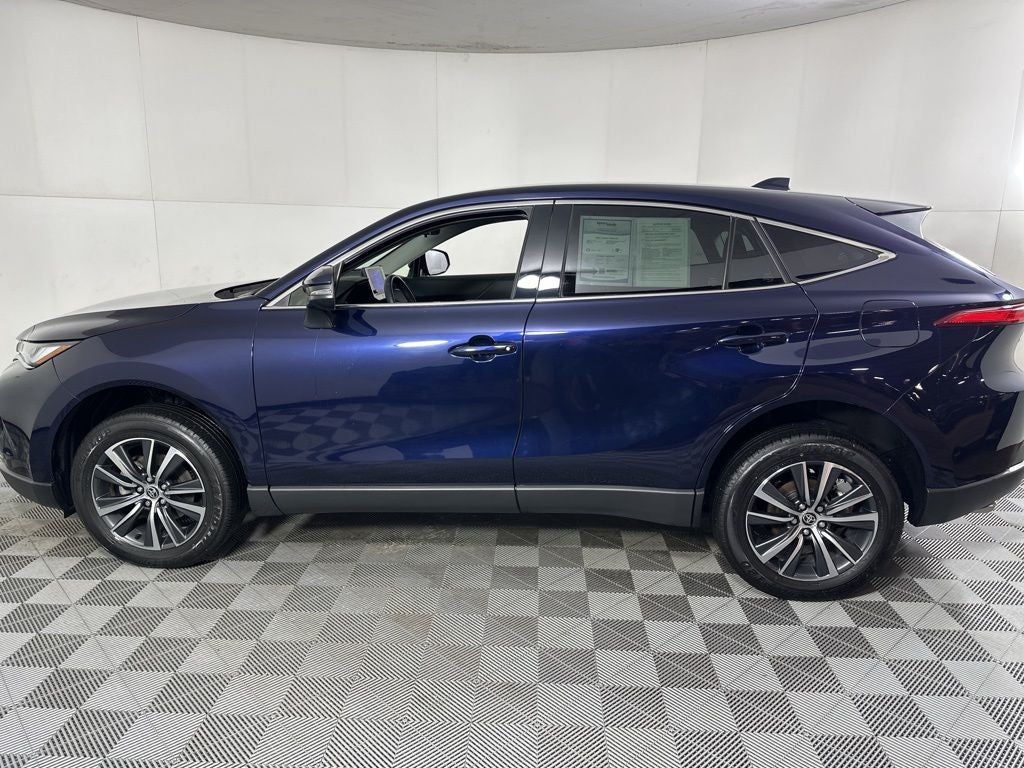 2023 Toyota Venza LE