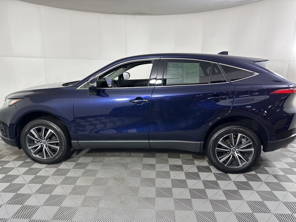 2023 Toyota Venza LE