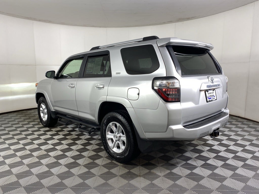 2022 Toyota 4Runner SR5