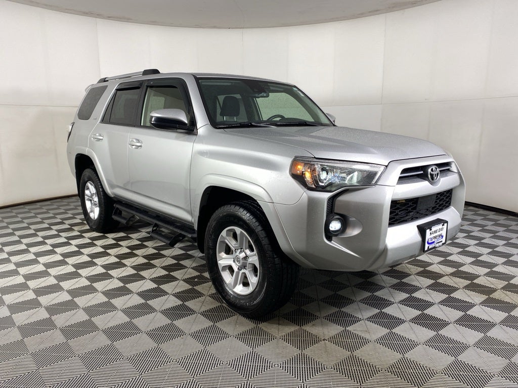 2022 Toyota 4Runner SR5