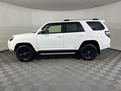 2022 Toyota 4Runner SR5