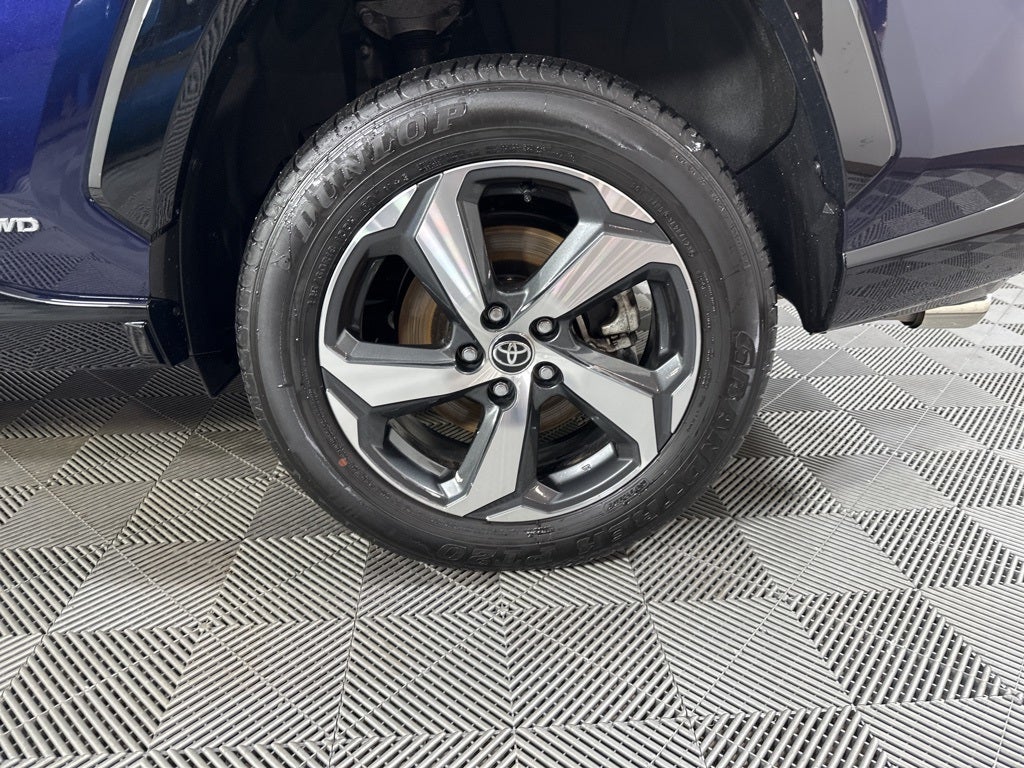 2024 Toyota RAV4 Prime SE