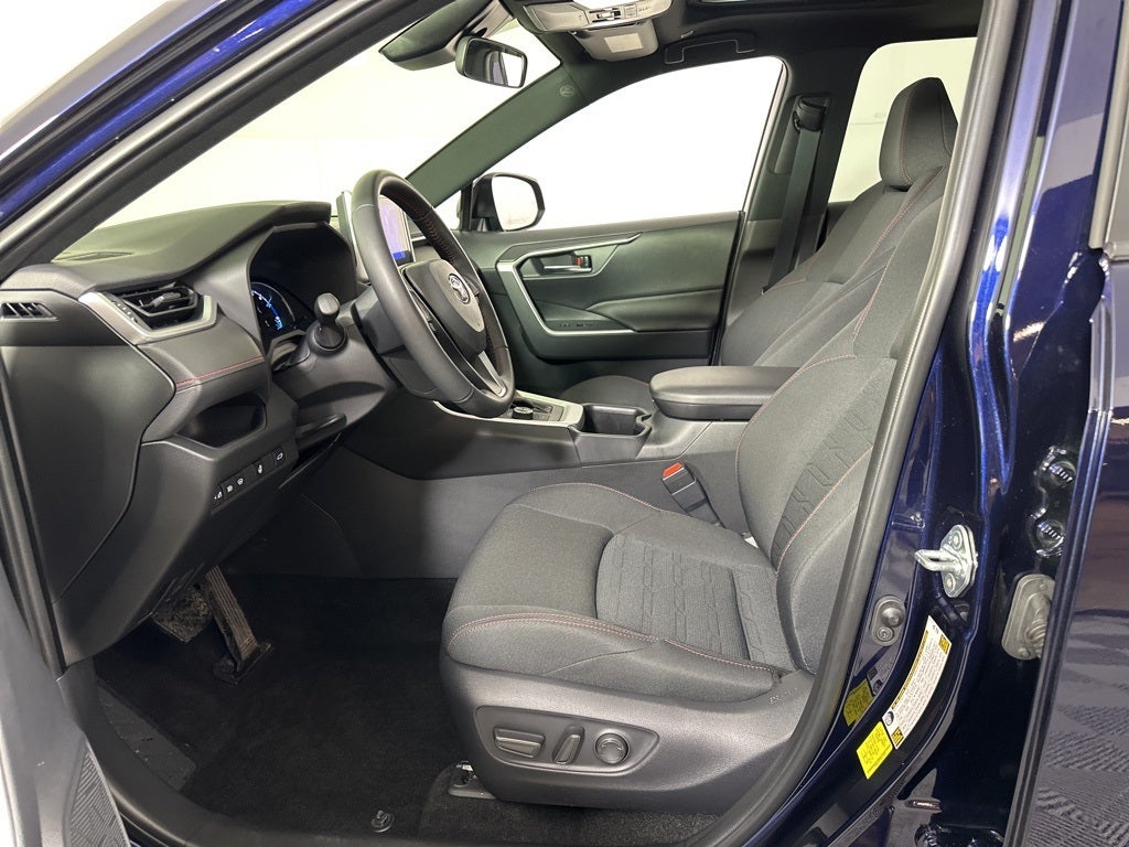 2024 Toyota RAV4 Prime SE