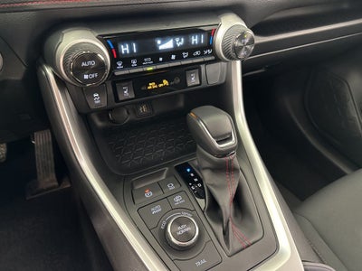 2024 Toyota RAV4 Prime SE