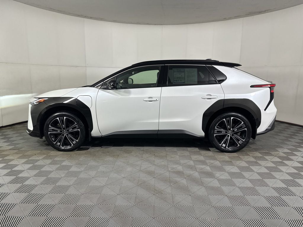 2023 Toyota bZ4X XLE