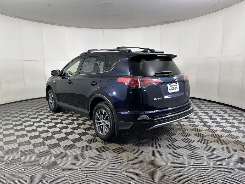 2018 Toyota RAV4 Hybrid XLE