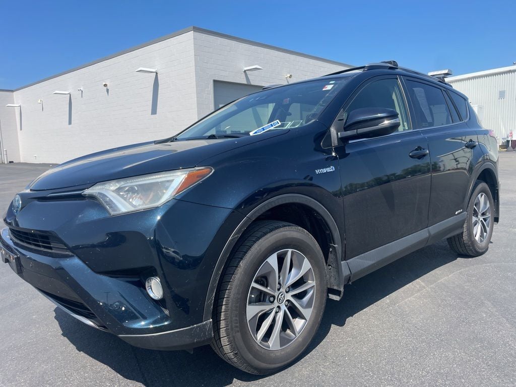 2018 Toyota RAV4 Hybrid XLE