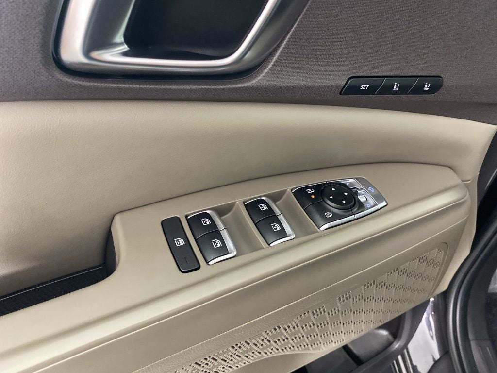 2025 Kia Carnival Hybrid SX