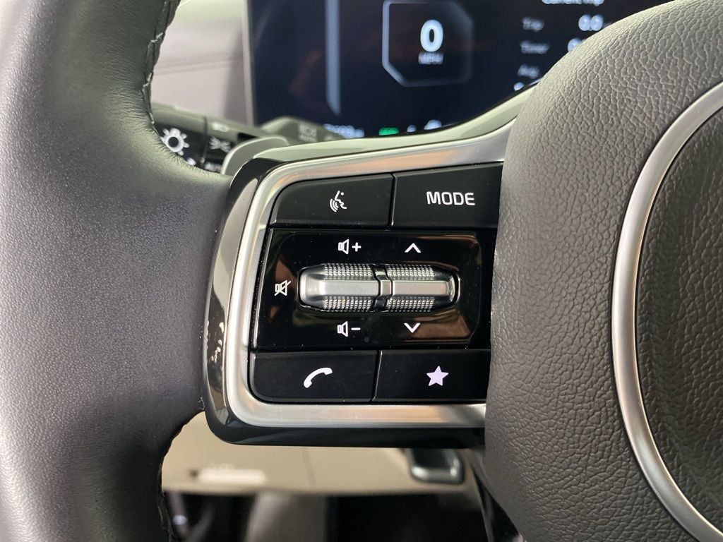 2025 Kia Carnival Hybrid SX