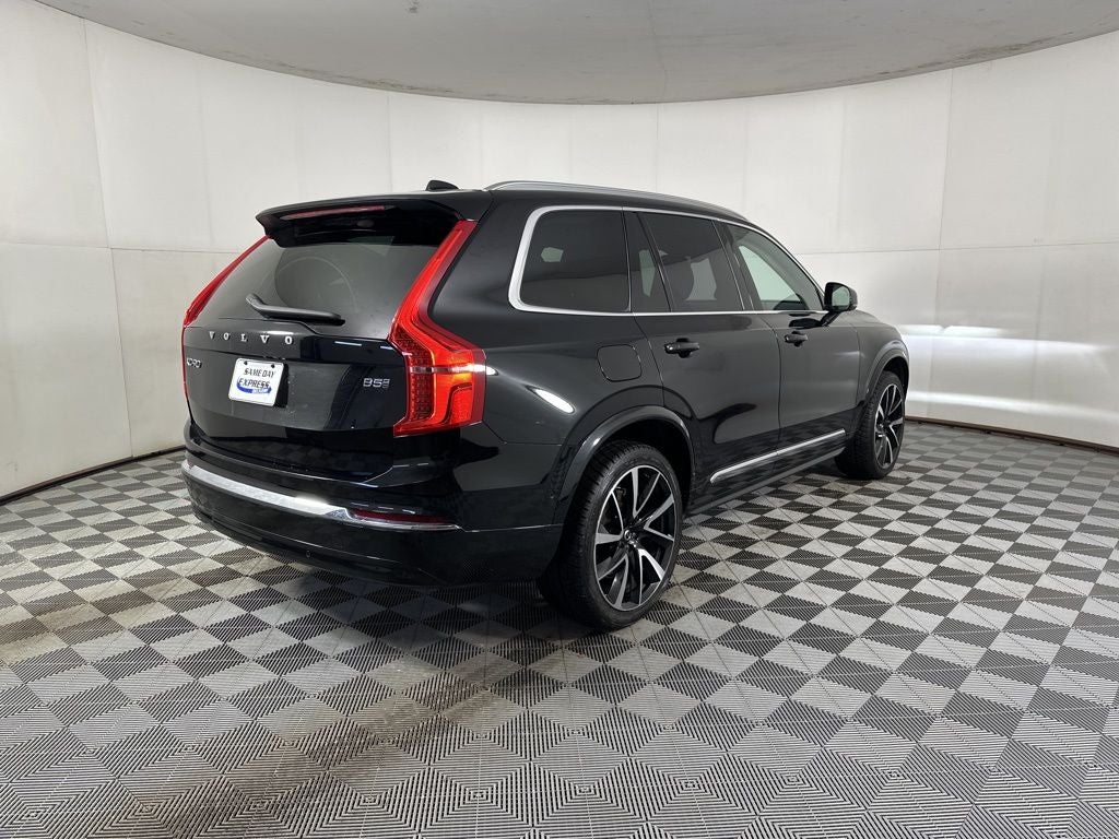 2024 Volvo XC90 B5 Plus