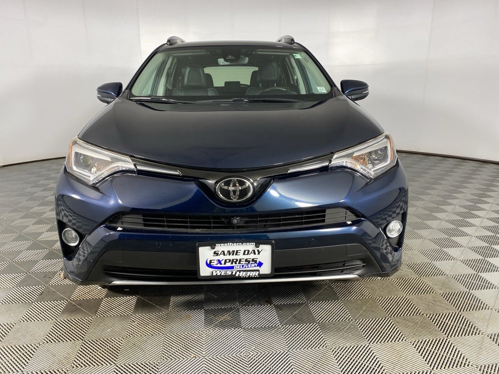 2017 Toyota RAV4 Platinum