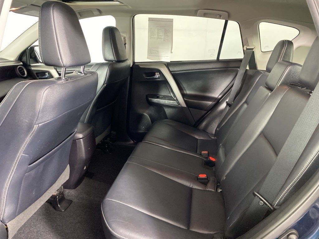 2017 Toyota RAV4 Platinum