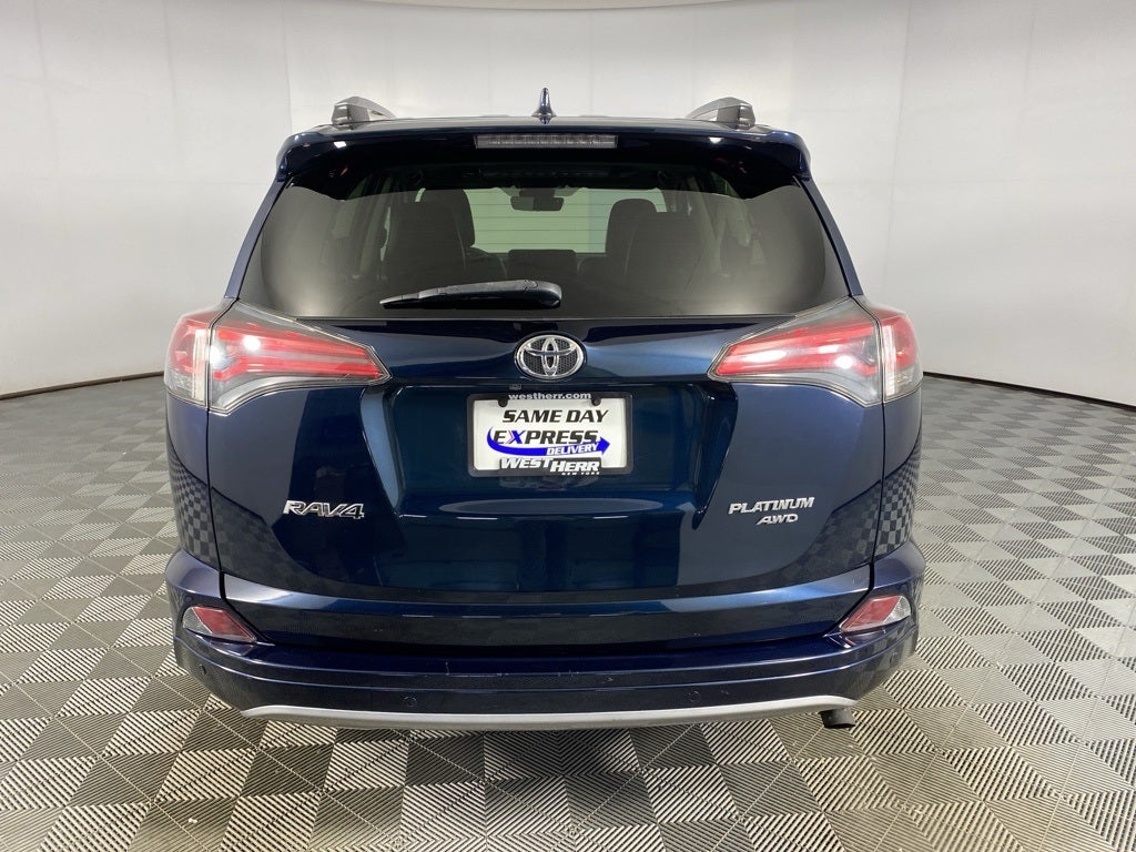2017 Toyota RAV4 Platinum