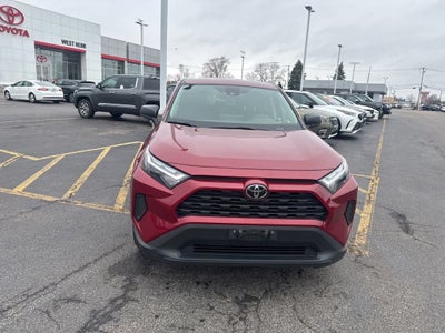 2023 Toyota RAV4 LE