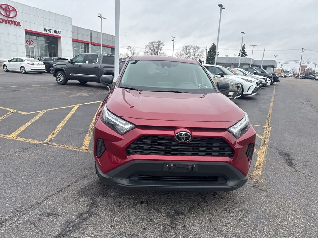2023 Toyota RAV4 LE