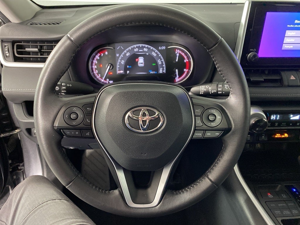 2023 Toyota RAV4 XLE