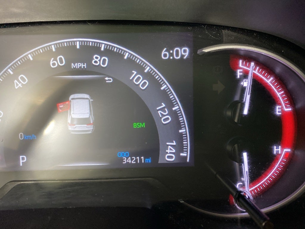 2023 Toyota RAV4 XLE