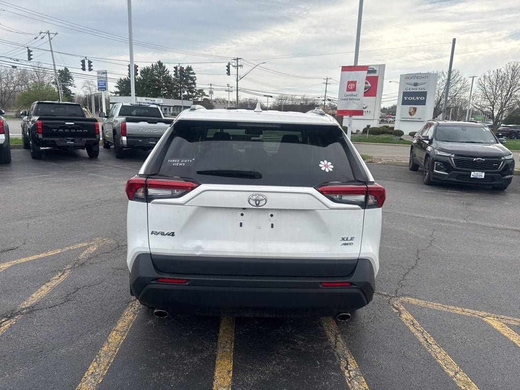 2023 Toyota RAV4 XLE