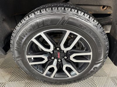 2022 GMC Sierra 1500 Limited AT4