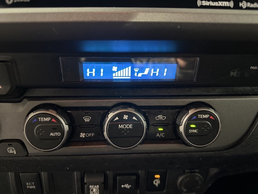 2022 Toyota Tacoma TRD Sport V6