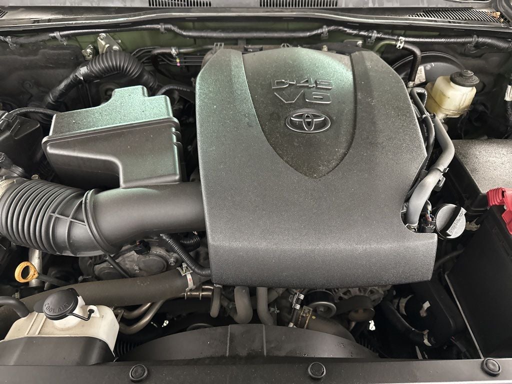 2022 Toyota Tacoma SR5 V6