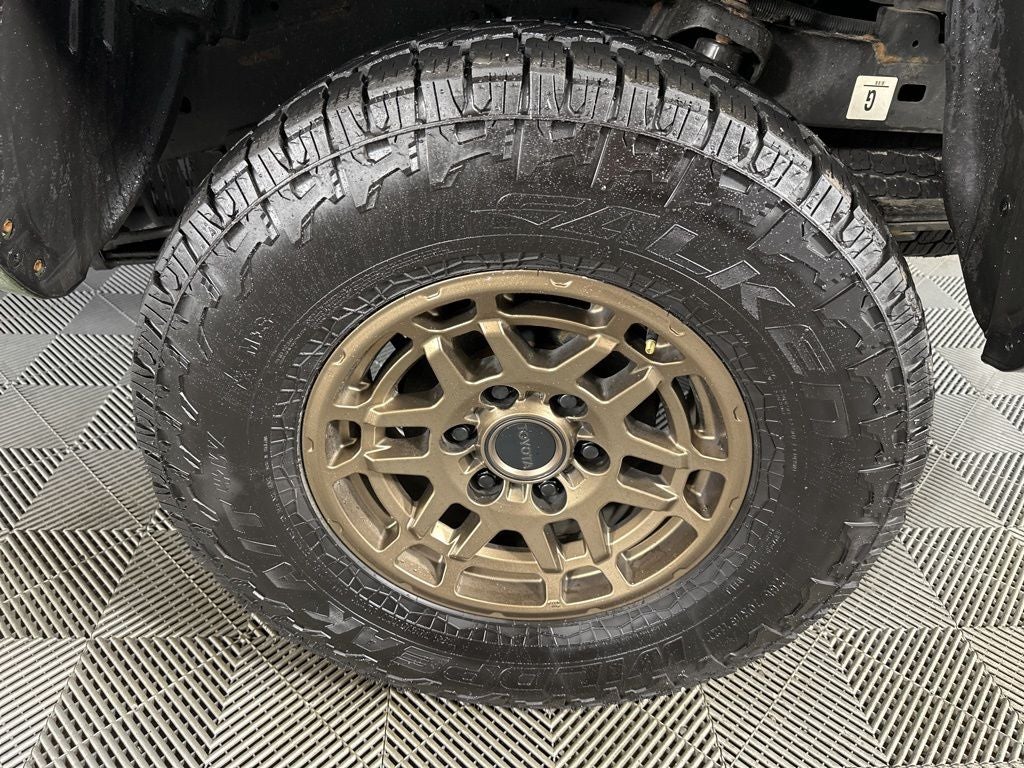 2022 Toyota Tacoma SR5 V6