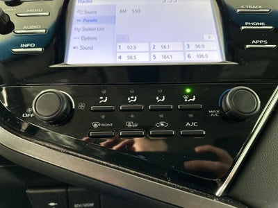 2018 Toyota Camry LE