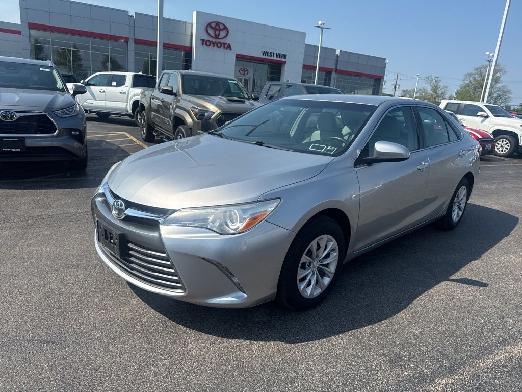 2017 Toyota Camry LE